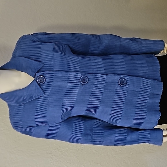 VTG ERIN LONDON Cornflower Button Down Pleated Shacket - Picture 4 of 8